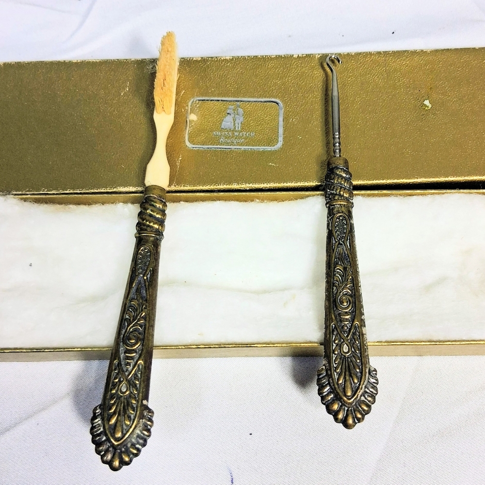 Antique Napoleonic Ornate Design Boars Hair Combo Toothbrush/Buttonhook - Picture 5 of 13